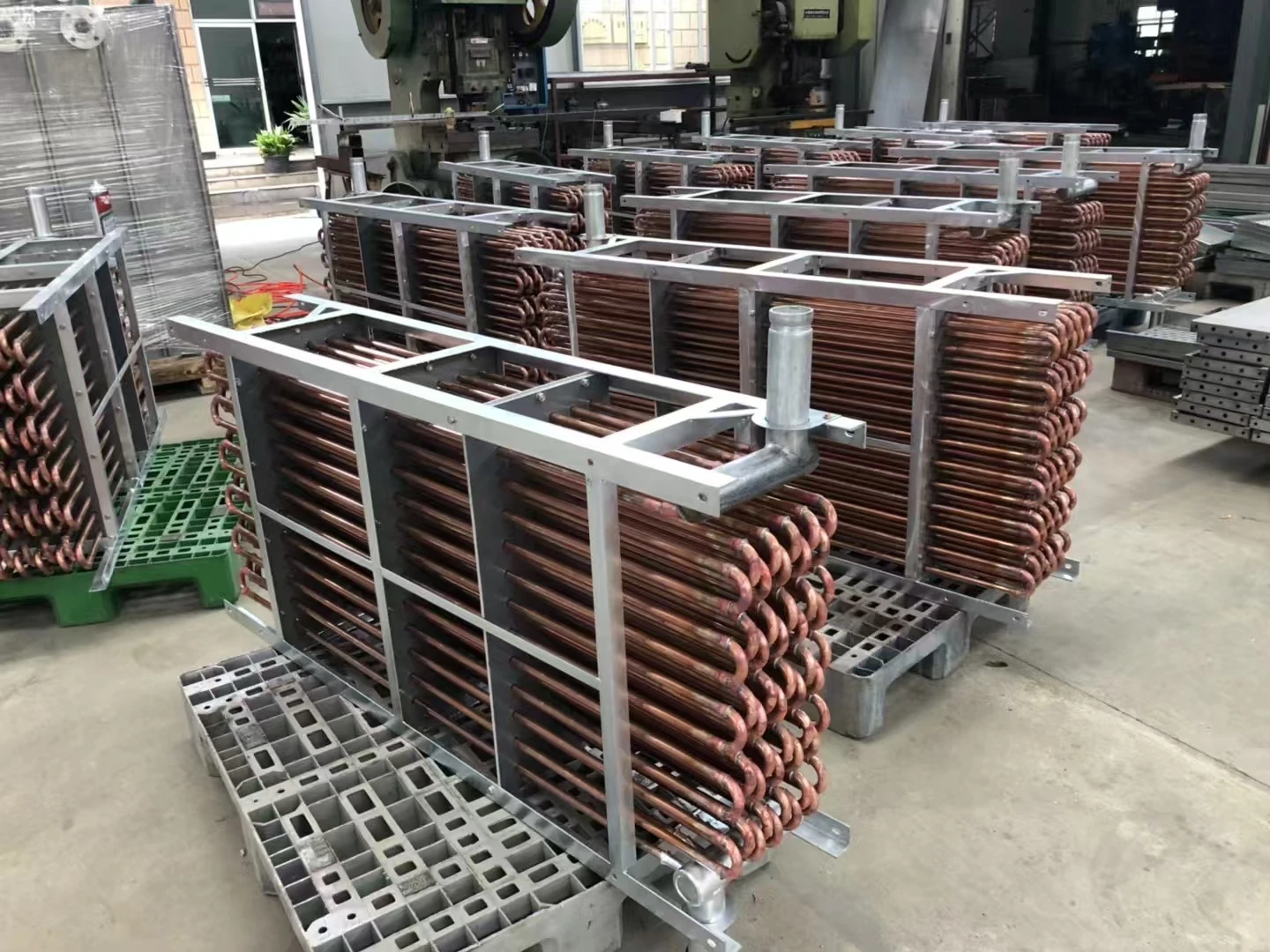 冷却塔铜盘管产品实拍照片